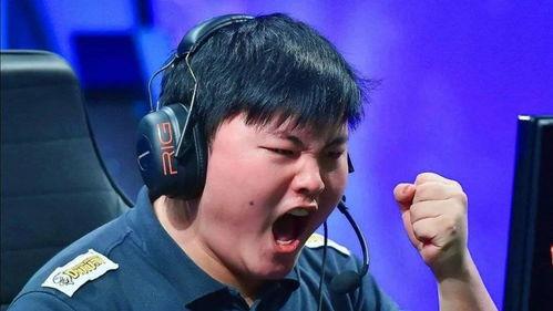 简自豪图片,捕捉光影之美，展现独特视角