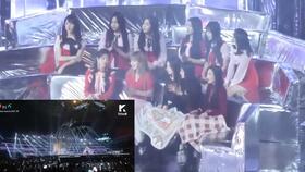 娱乐百分百泫雅,魅力四射展现舞台风采