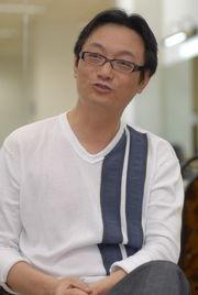 演员李海鹰,从舞台到荧幕，演绎人生百态的影视演员