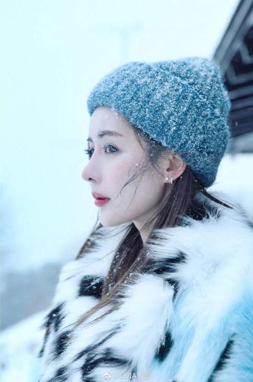 韦雪生下秦奋孩子照片,幸福家庭新成员诞生