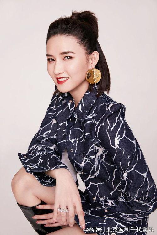 周开开个人资料,才华横溢的青年才俊，多领域成就斐然