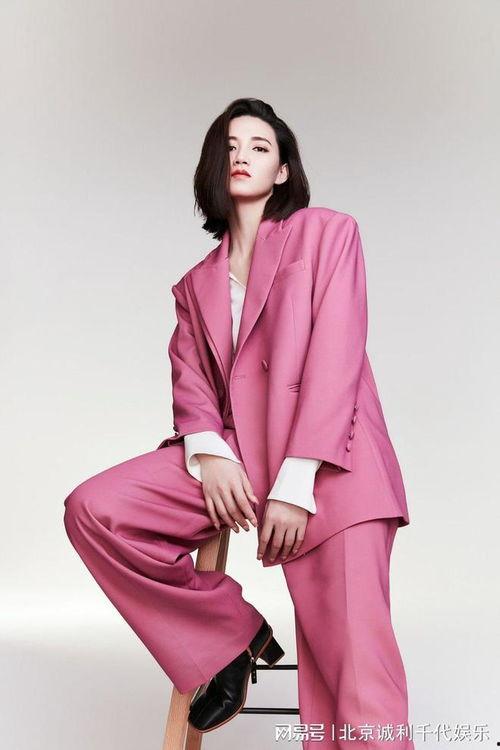 周开开个人资料,才华横溢的青年才俊，多领域成就斐然